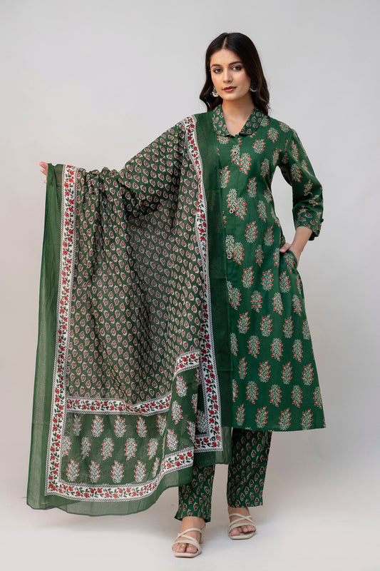 Elevating Your Daily Look with Sustainable Kurti Sets