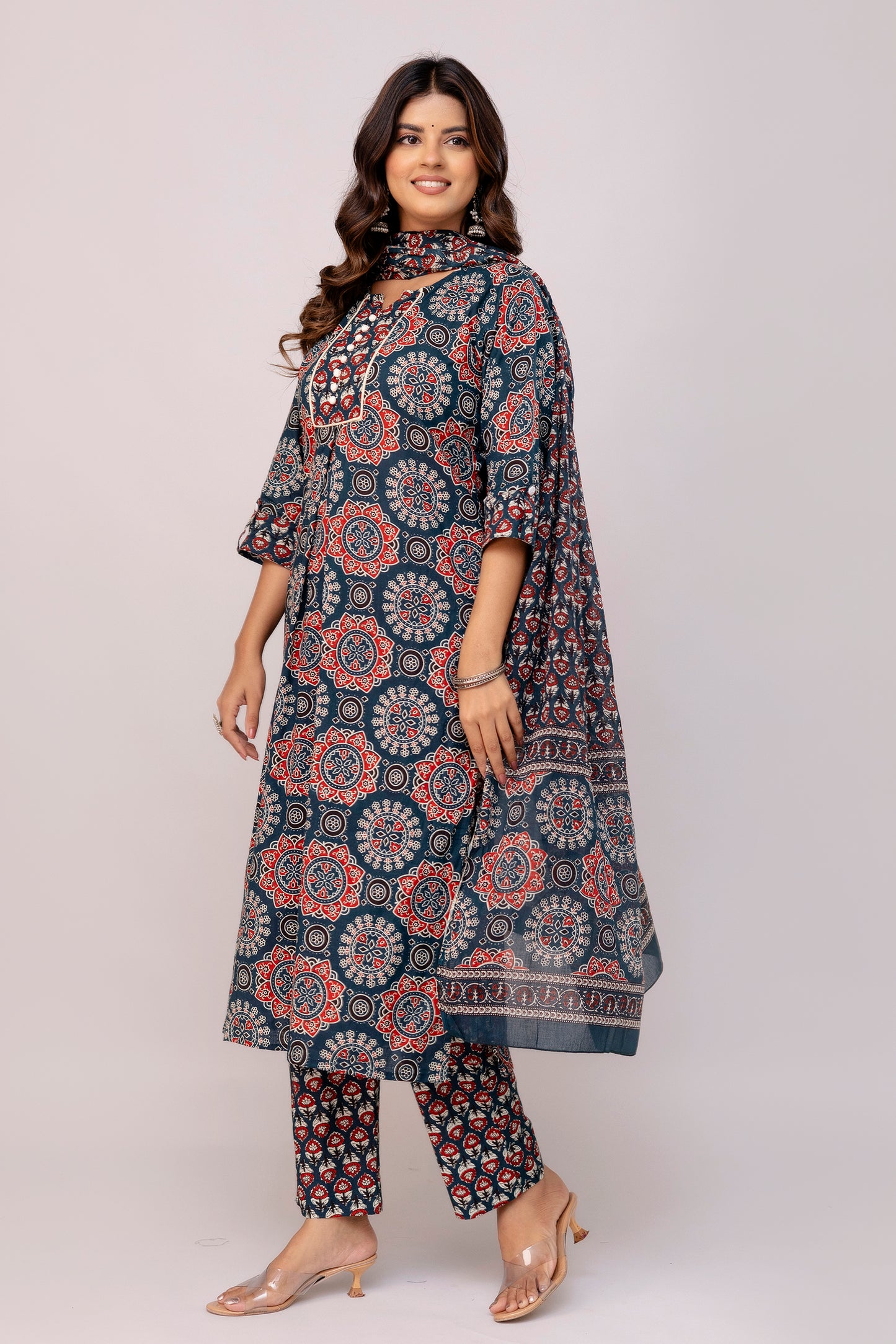 Navy coloue suit for girl